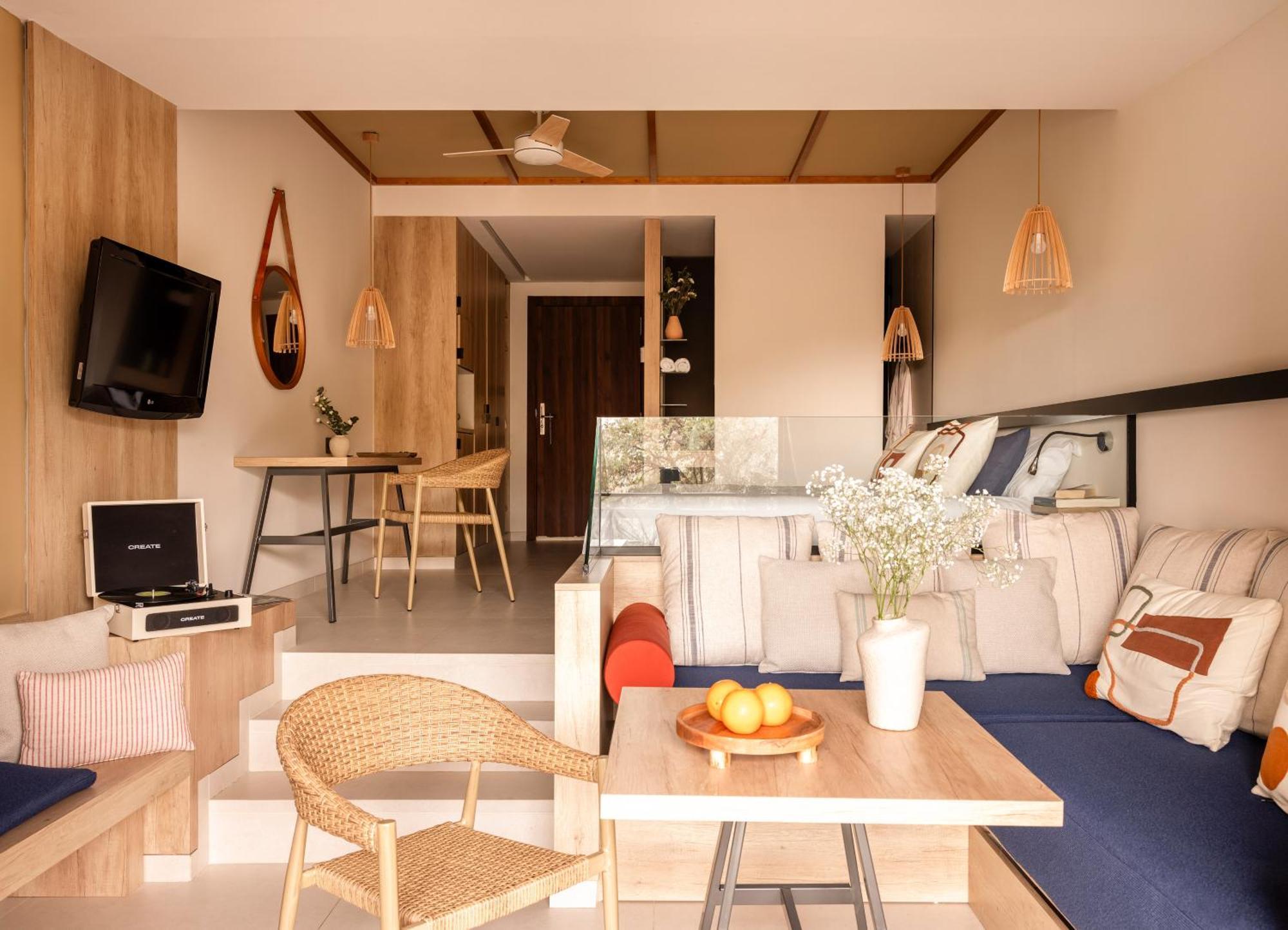Zel Costa Brava Resort 3*